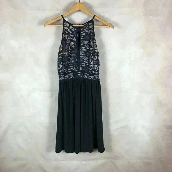 Juniors' Glitter Lace Halter Party Dress NWT 13/14 - Picture 1 of 8